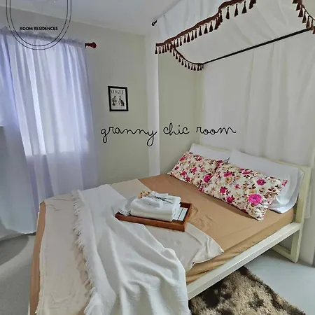Vintage Charm Meets Modern Relaxation Near Araneta Apartment